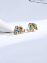 Load image into Gallery viewer, Elephant Design Stud Earrings