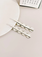 Load image into Gallery viewer, 2 Piece Eye Design Hair Clip Set