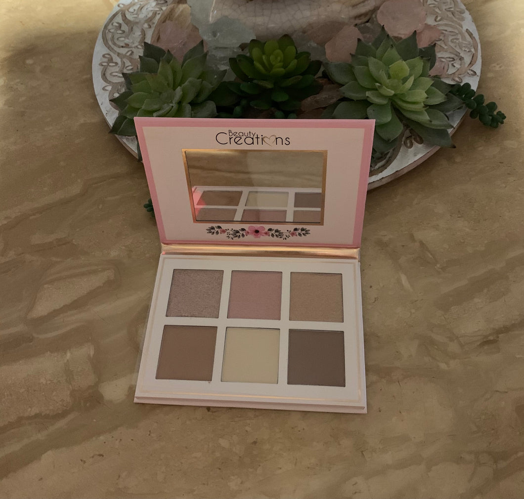 Beauty Creations Floral Bloom Highlight & Contour